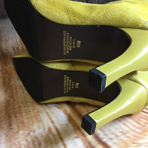 Yellow Boots! - Picture 6 of 7